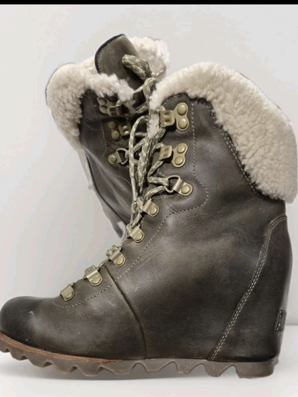 SOREL Joan of Arctic Wedge II Shearling Boot Leather Quarry Brown Women 7 NL2699